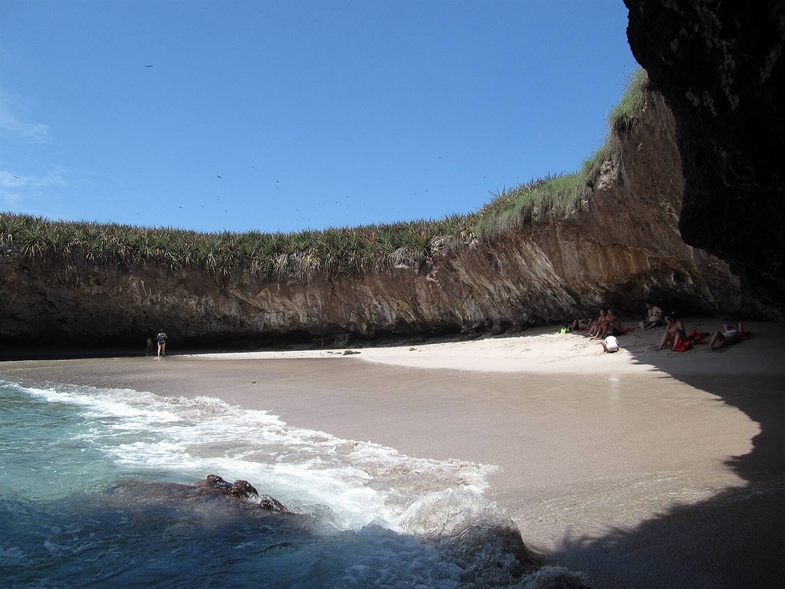 Marietas Islands · 50 km